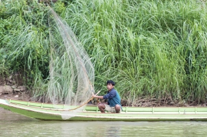 Amantaka - Fishing on the Mekong