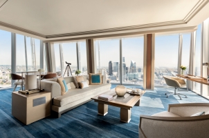 Shangri La Hotel at The Shard - London - London Suite