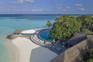 Maldives-Four-Seasons-Kuda-Haraa-Bawa-Tours-Travel-Resort-Deck-day-view