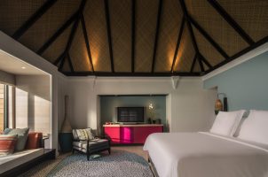 Maldives-Four-Seasons-Kuda-Haraa-Bawa-Tours-Travel-Water-Villa-with-Pool-2