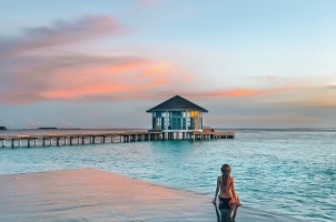 Raffles Maldives - Main Pool