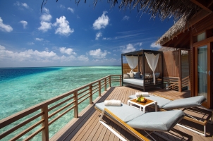 Baros - Water Villa Deck