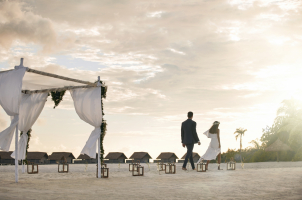 COMO-cocoa-island-maldives-bawa-tours-travel-sandbank-wedding
