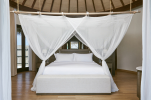 COMO Maalifushi Malediven - Water Villa Bedroom