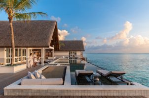 maldives-four-seasons-landaa-giraavaru-bawa-tours-travel-Three-Bedroom-Water-Suite-daytime