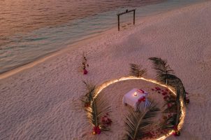 Hideaway-Maldives-Dining-Setup-4