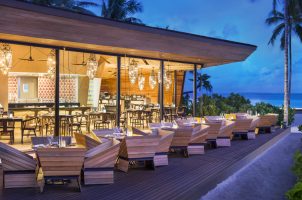 st-regis-bawa-tours-travel-OrientaleRestaurant-Evening