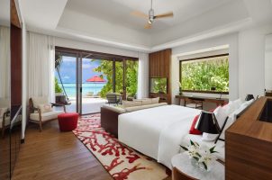 maldives-niyama-bawa-tours-travel-deluxe-beach-villa-interior-escape