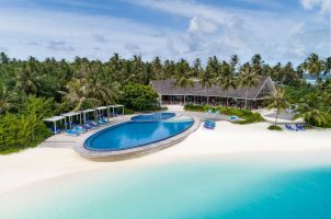maldives-niyama-bawa-tours-travel-pool