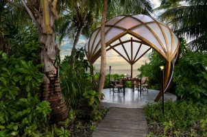 maldives-niyama-bawa-tours-travel-tribal-restaurant-baobab-pod
