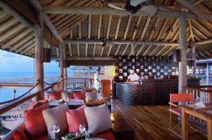 Maledives Six Senses Laamu - Zen Restaurant