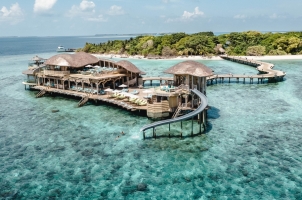 Maledives Soneva Fushi - Out of the Blue Restaurant