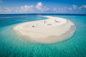 Maledives Soneva Fushi - Sandbank Aerial