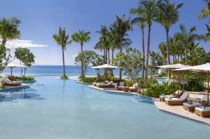 Waldorf Astoria - Lagoon Pool