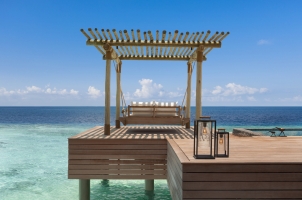 Waldorf Astoria - Reef and Overwater Villa