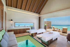 Waldorf Astoria - Overwater Spa
