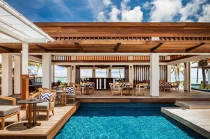 Mauritius LeSaintGeran - La Terrasse Bar Wide