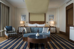 Regent Porto Montenegro - Deluxe King Venezia