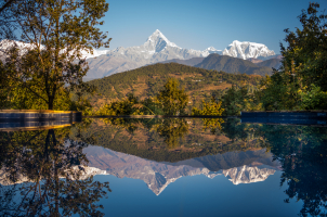 Tiger Mountain Lodge - pool reflection mountain fenn