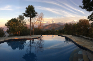 Tiger Mountain Lodge - pool winter dawn