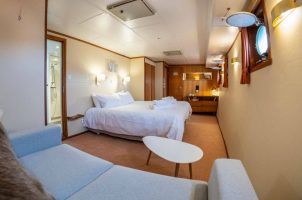 norwegen-como-jorney-into-the-arctic-bawa-tours-travel-polarfront-cabine-mascaret