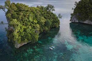 palau-four-seasons-explorer-bawa-tours-travel-stand-up-paddleboarding-2