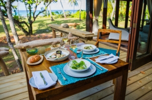 Seychelles North Islands - Villa Dining
