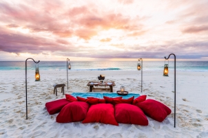 Seychelles North Islands - West Beach Picnic
