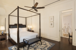 Raffles Hotel Singapore - Residence Suite Bedroom