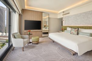 singapore-mandarin-oriental-singapore-bawa-tours-travel-Family-Suite-Bedroom
