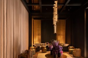 singapore-raffles-sentosa-bawa-tours-travel-Chairmans-Room