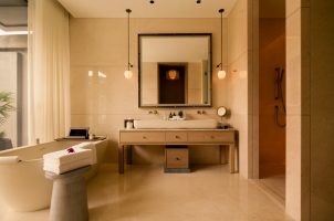 singapore-raffles-sentosa-bawa-tours-travel-One-BedroomVilla-Bathroom