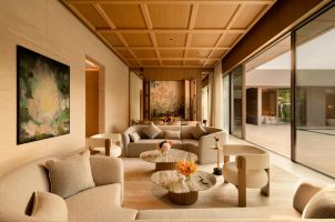 singapore-raffles-sentosa-bawa-tours-travel-Royal-Villa