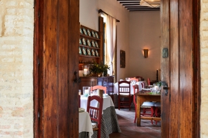 Hacienda De San Rafael - Dining room