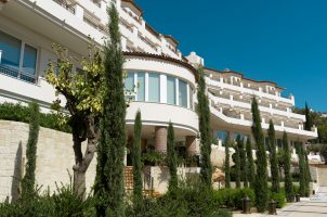 spain-zem-wellness-clinic-altea-bawa-tours-travel-patio-los-naranjos-2-oct24