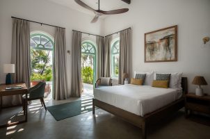 sri-lnaka-kalkudah-beach-house-bawa-tours-travel-beachview-bedroom
