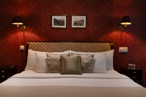 Sri-Lanka-Thotalagala-bawa-tours-travel-John-Duncan-Suite-Bedroom-3
