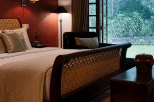 Sri-Lanka-Thotalagala-bawa-tours-travel-John-Duncan-Suite-Bedroom-5