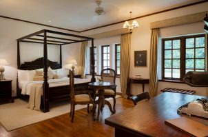 Sri-Lanka-Thotalagala-bawa-tours-travel-Rev-Walter-Senior-Suite-bedroom