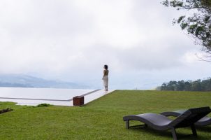 Sri-Lanka-Thotalagala-bawa-tours-travel-swimming-pool-3