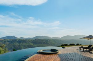 sri-lanka-Uga-Halloowella-bawa-tours-travel-pool