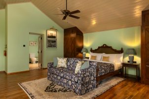 sri-lanka-Uga-Halloowella-bawa-tours-travel-the-planter´s-suites2