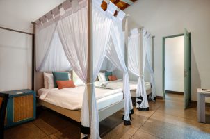 sri-lanka-wallawwa-bawa-tours-travel-familysuite-interconnectingroom