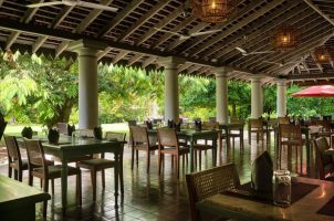 sri-lanka-wallawwa-bawa-tours-travel-restaurantbar