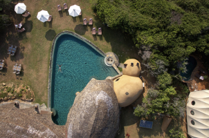 Wild Coast Tented Lodge - Grounds View