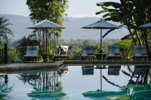 Anantara Golden Triangle - Pool Lounge