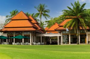thailand-banyan-tree-phuket-bawa-tours-travel-laguna-golf-phuket-clubhouse-from-hole-18-green