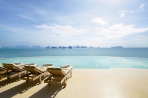 Six Senses Yao Noi - mainpool at the hilltop