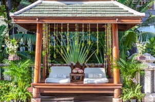 The Peninsula Bangkok - Pool Area