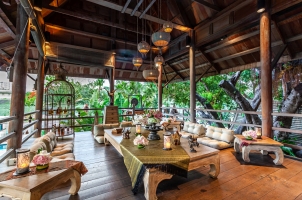 The Peninsula Bangkok - Thiptara Thai Lounge